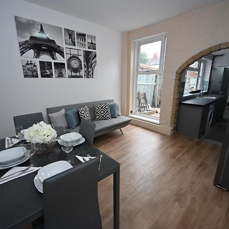 Kunda House Galton Bridge Hotel เบอร์มิงแฮม ภายนอก รูปภาพ